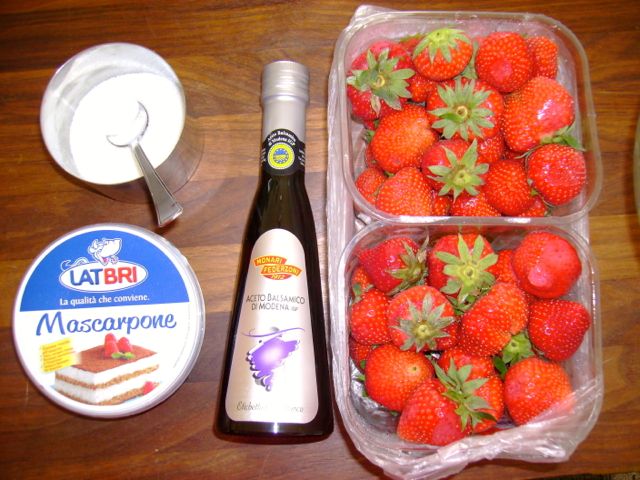 Strawberry with Balsamic Vinegar & Mascarpone