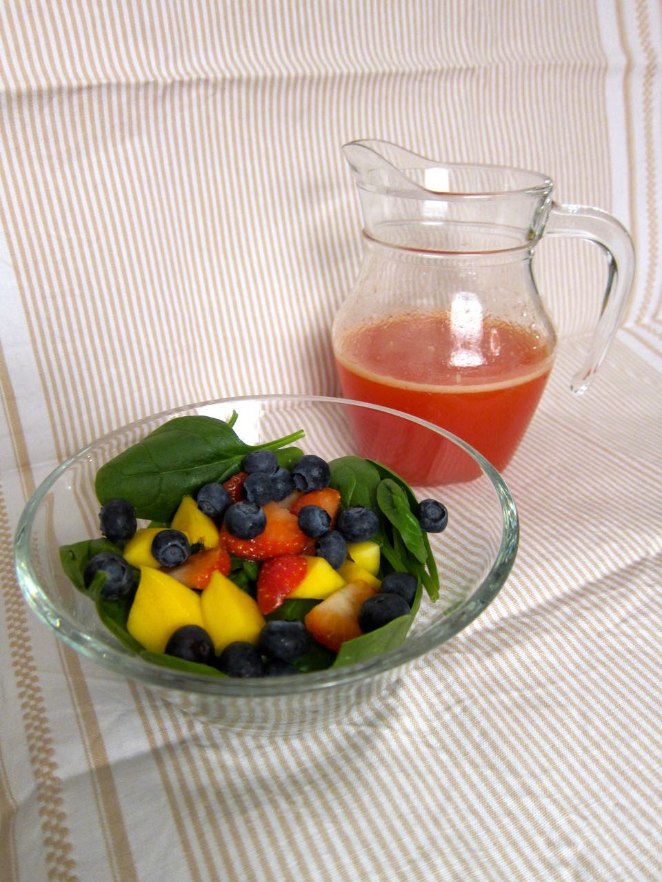 Strawberry & Spinach Salad with Strawberry Dressing