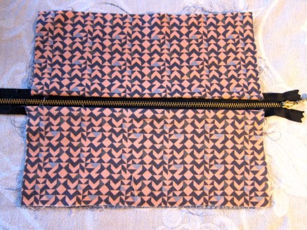 bow-pencil-case-tutorial-22