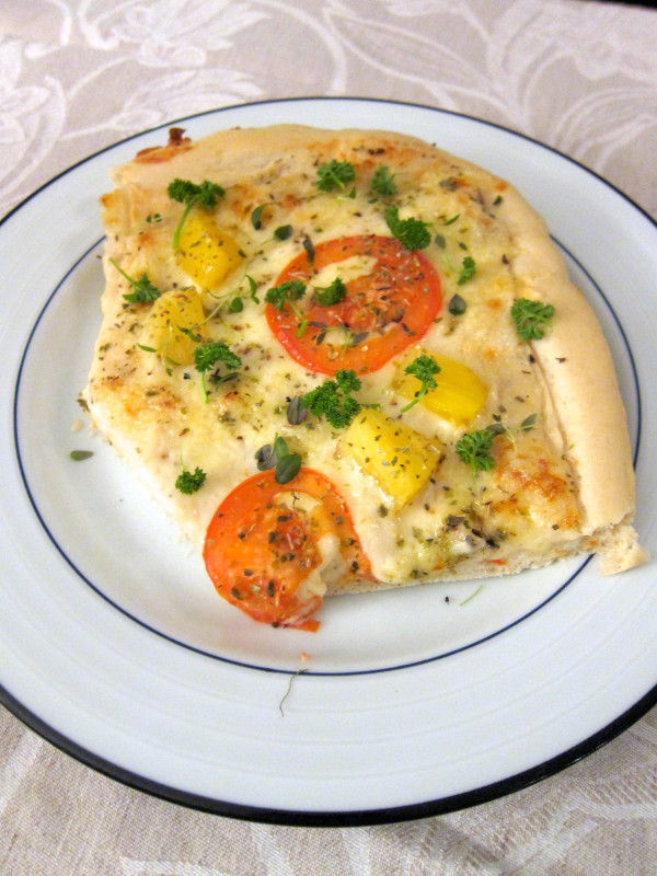 White Sauce Pizza with Chicken - 17
