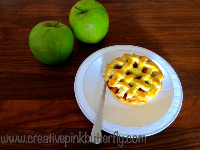 Mini Apple Cake Pie
